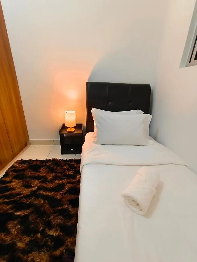 Klia Airport Homestay 10 Sepang Apartment
